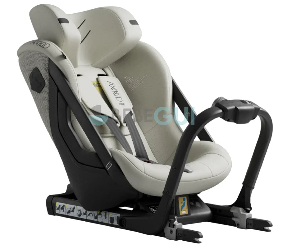 Axkid - ONE 3 - Beachgrass Beige