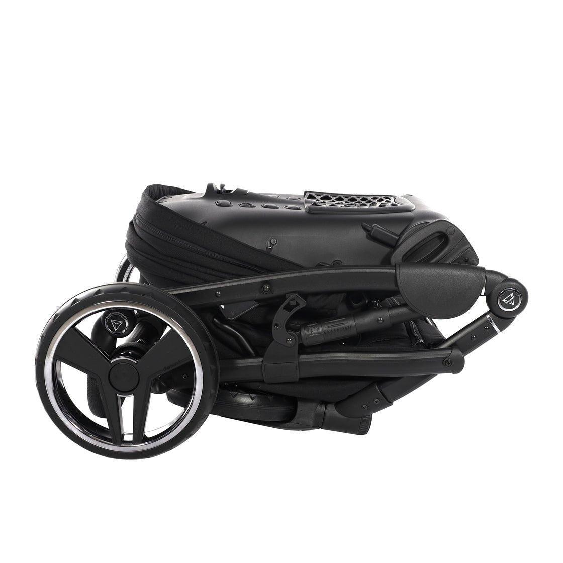 Junama - Diamond - Black - Bebegui - Cadeiras Auto e Carrinhos