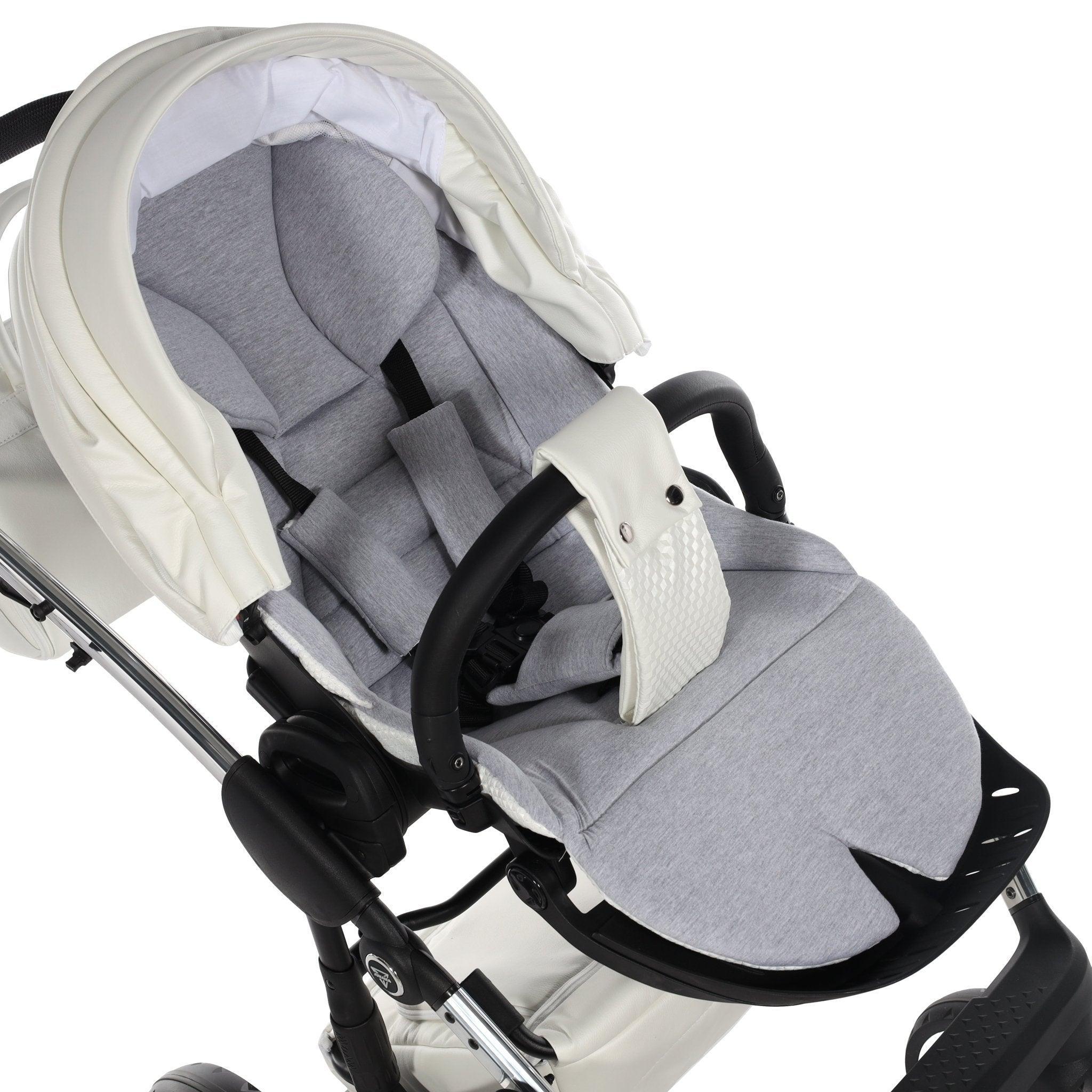 Junama - Fluo Line - White/Silver 2x1 - Bebegui - Cadeiras Auto e Carrinhos